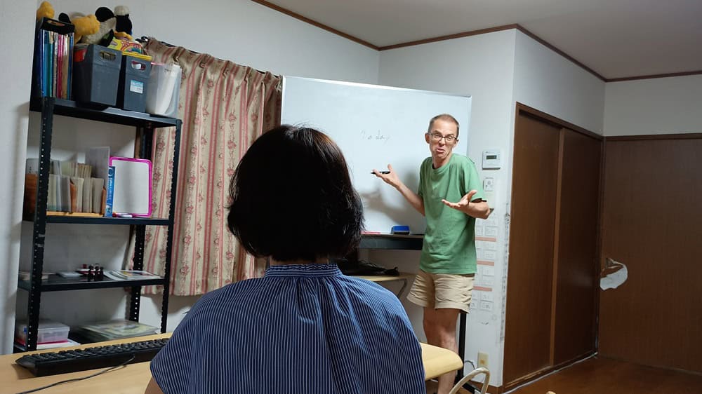 Why Learn English in Ikoma 2